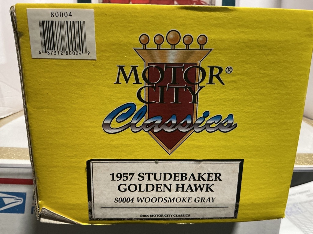 1:18 MOTORCITY CLASSICS - 1957 STUDEBAKER GOLDEN HAWK #80004 WOODSMOKE GRAY image