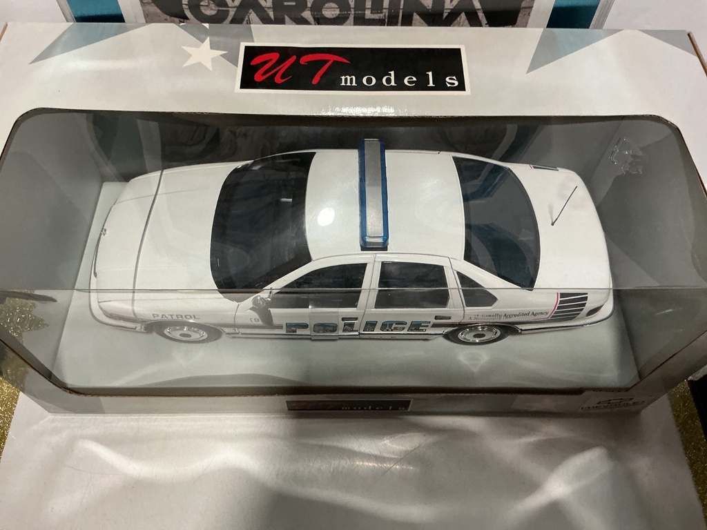 1:18 SOLIDOS CHEVROLET CAPRICE image