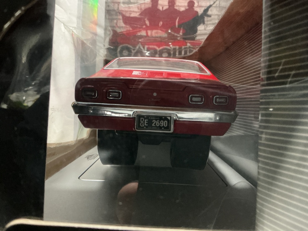 1:18 ERTL AMERICAN MUSCLE - 1972 CHEVY VEGA GT [RED/BLACK] image