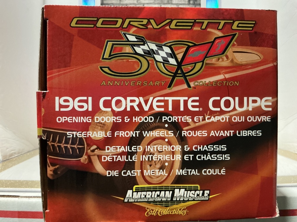 1:18 ERTL CORVETTE 50TH ANNIVERSARY 1961 CORVETTE COUPE [rashing On Paint image