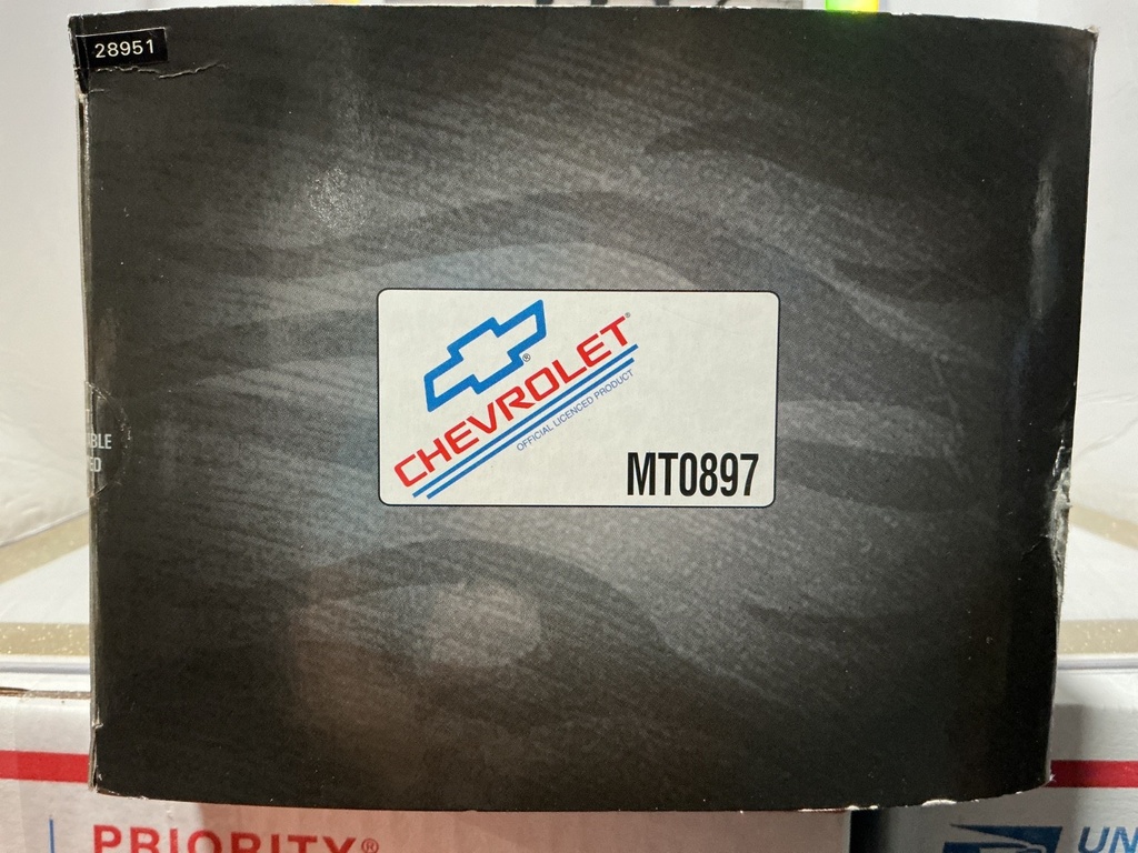 1:18 HOTWHEELS COLLECTIBLES -  CUSTOM ‘57 CHEVY TARGET EXCLUSIVE image