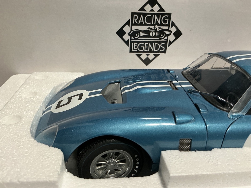 1:18 EXOTO - VIKING BLUE 1964 COBRA DAYTONA COUPE #5 LE MANS GT CLASS WINNER image