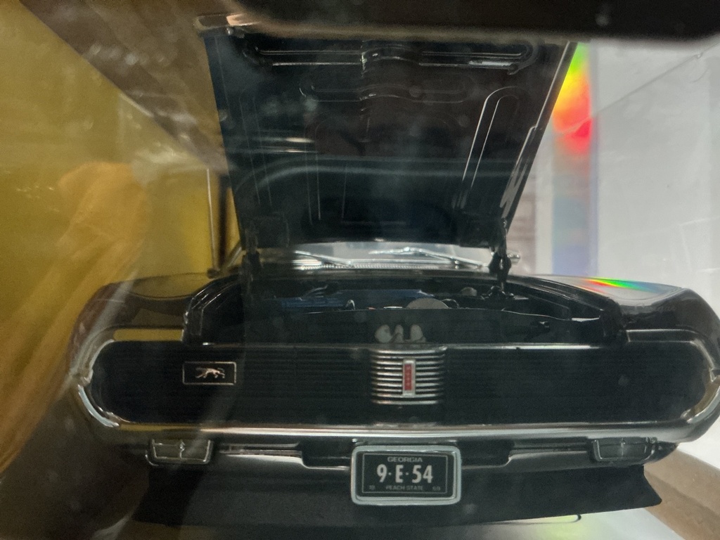 1:18 ERTL  AMERICAN MUSCLE COLLECTION EDITION - 1969 COUGAR ELIMINATOR [CHROME] image