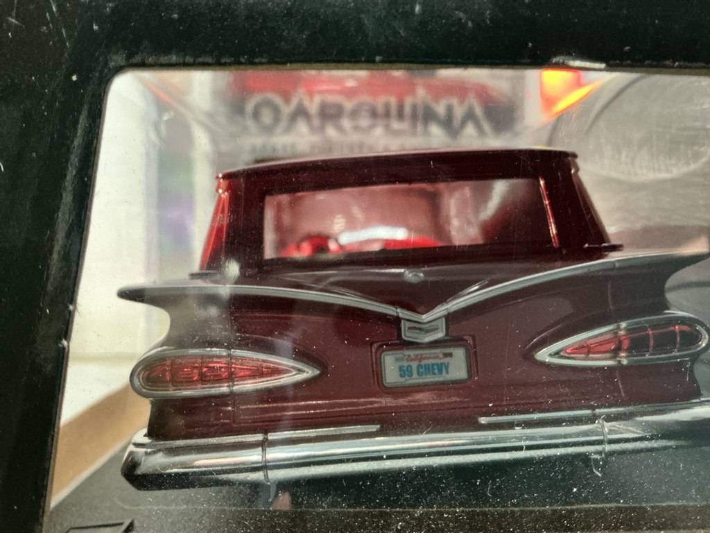 1:18 HOTWHEELS LIMITED EDITION - ‘57 PRO STREET THUNDERBIRD MODIFIED image