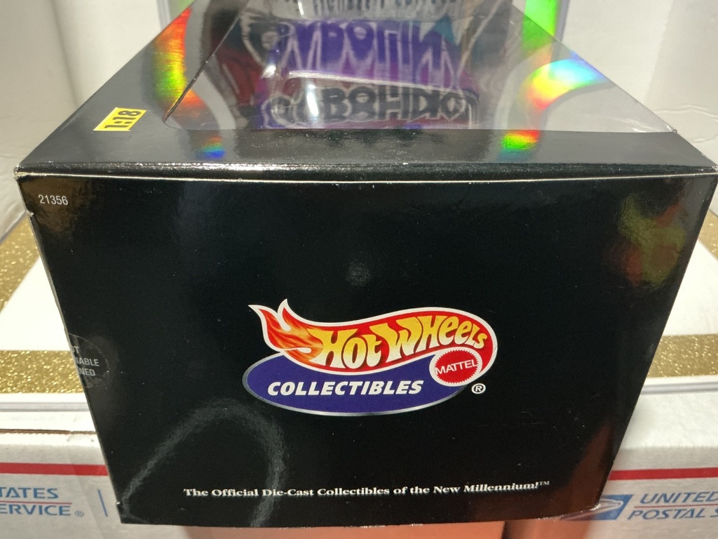 1:18 HOTWHEELS COLLECTIBLES - CUSTOM ‘57 CHEVY PURPLE image