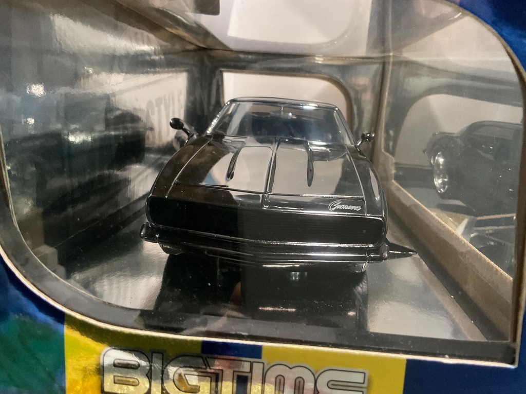 1:18 JADA DUB CITY CC 1968 CHEVY CAMARO DARK CHROME FINISH image