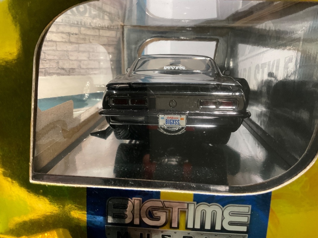 1:18 JADA DUB CITY CC 1968 CHEVY CAMARO DARK CHROME FINISH image