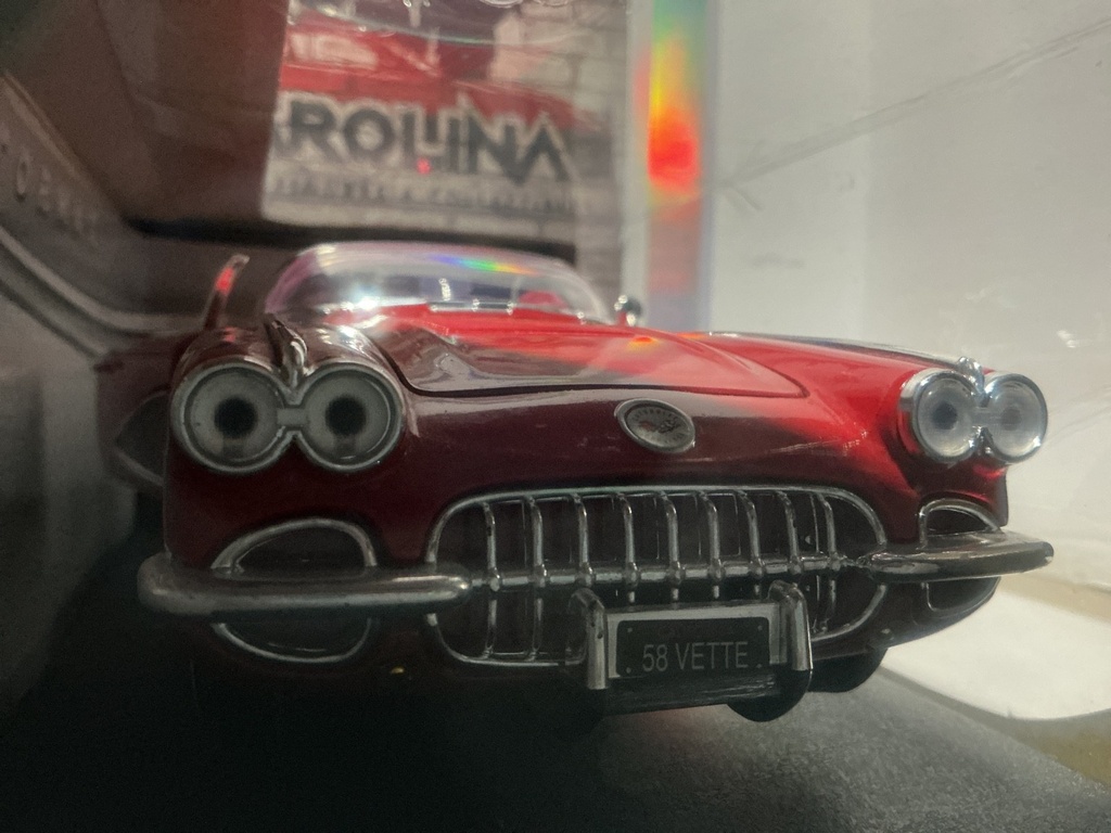 1:18 MOTORMAX DIE-CAST COLLECTION 1958 CORVETTE RED ON RED image