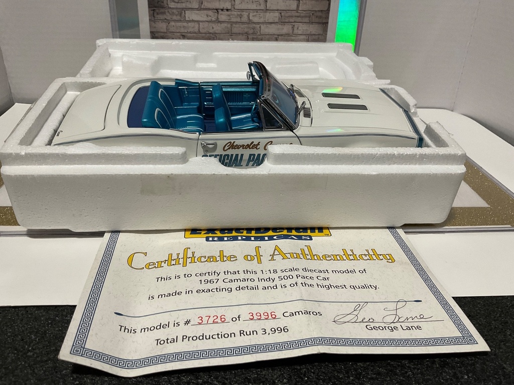 1:18 EXACT DETAIL CAMARO OFFICIAL PACE CAR image