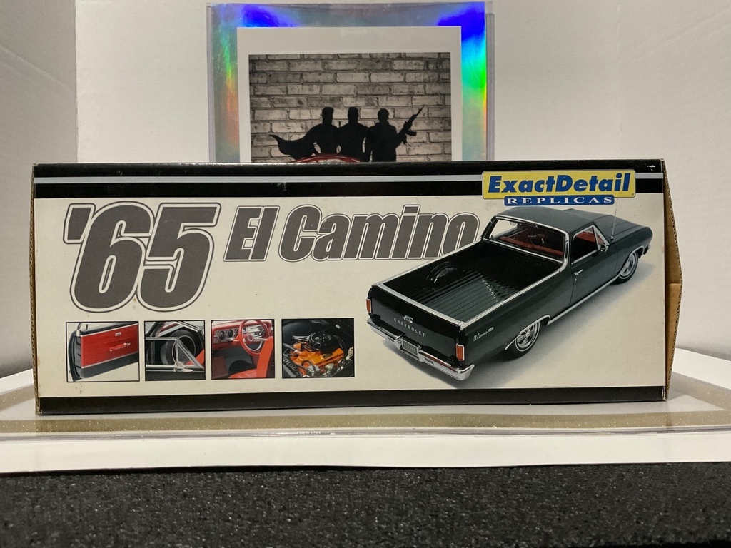 1:18 EXACT DETAIL 1965 EL CAMINO BLACK SLIGHT RASH ON HOOD image