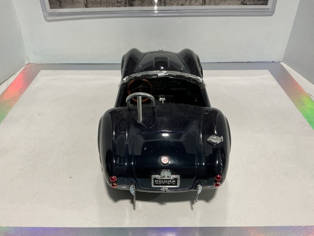 1:18 ROAD TOUGH Shelby COBRA image