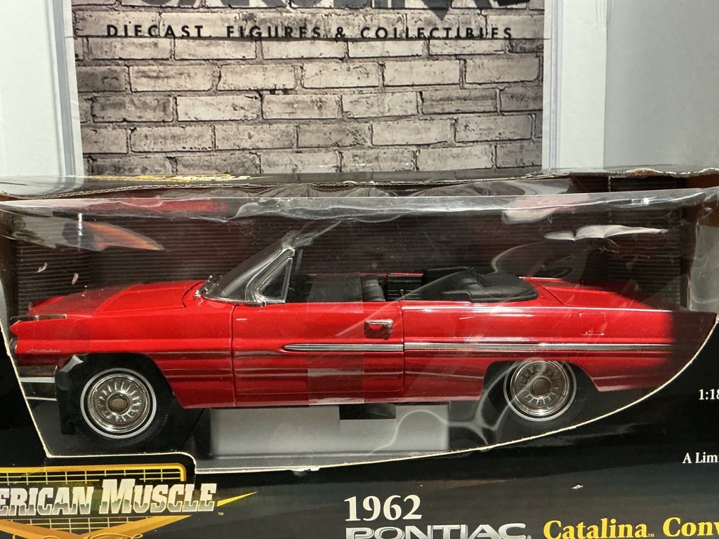 1:18 ERTL 1962 PONTIAC CATALINA CONVERTIBLE image