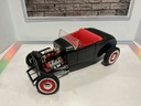 1:18 ERTL 1932 Ford Ddeuce image