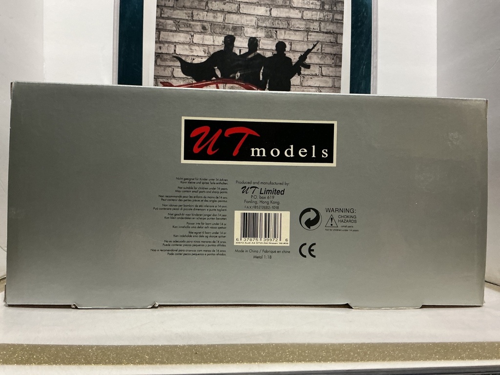 1:18 UT MODELS AUDI A4 STW image