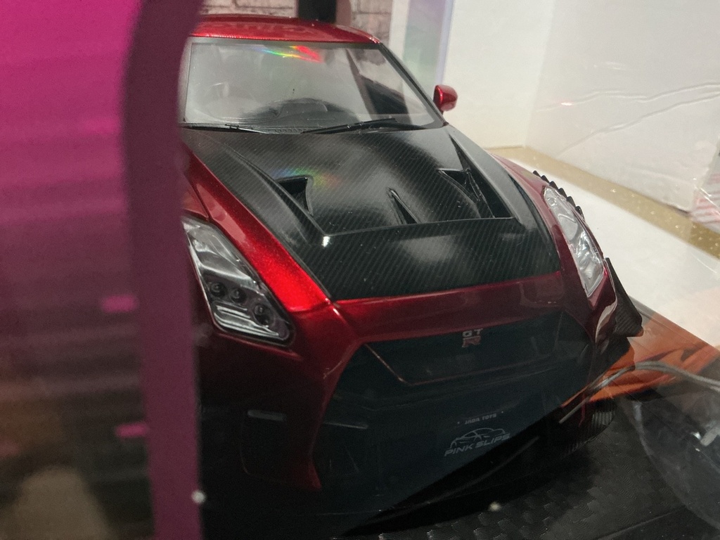 1:18 JADA PINK SLIPS - NISSAN GT-R R35W/LIBERTY WALK BODY KIT 2.0 RED ON BLACK image