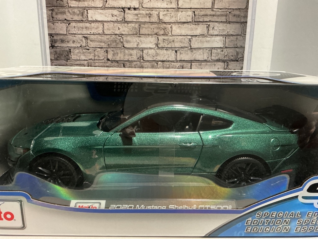 1:18 MAISTO 2020 MUSTANG SHELBY GT500 image