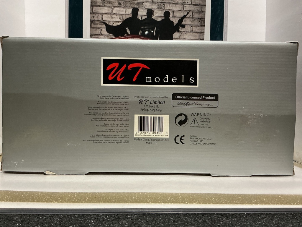 1:18 UT MODELS ESCORT RS COSWORTH RACING COLLECTION image