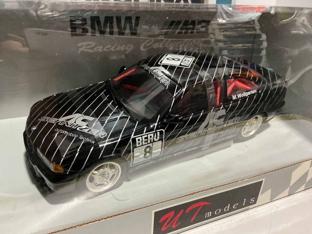 1:18 UT MODELS BMW IIM3 RACING COLLECTION image