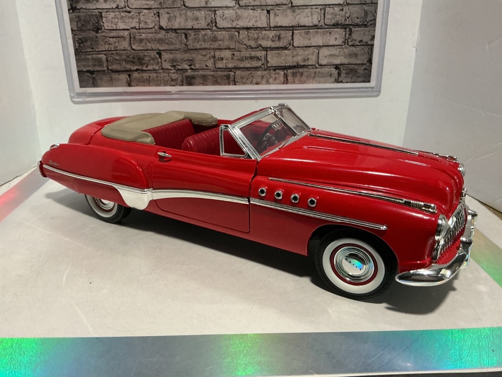 1:18 MOTOR MAX 1949 BUICK CONVERTABLE image