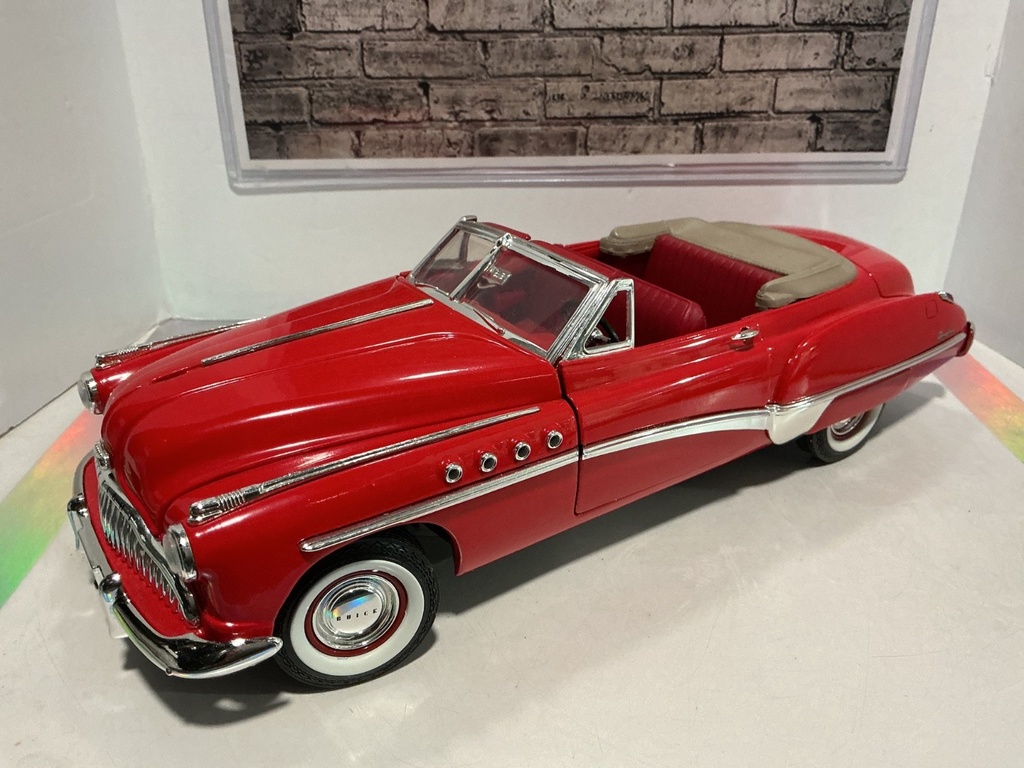 1:18 MOTOR MAX 1949 BUICK CONVERTABLE image