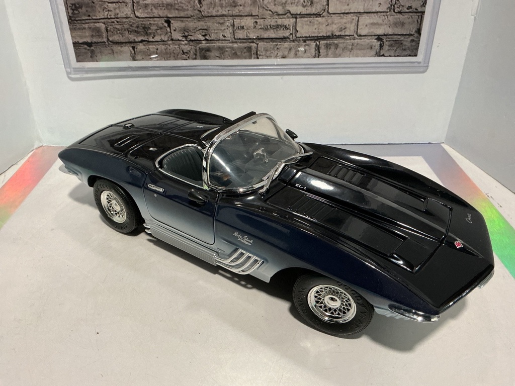 1:18 MOTOR MAX 1965 CHEVY CORVETTE image