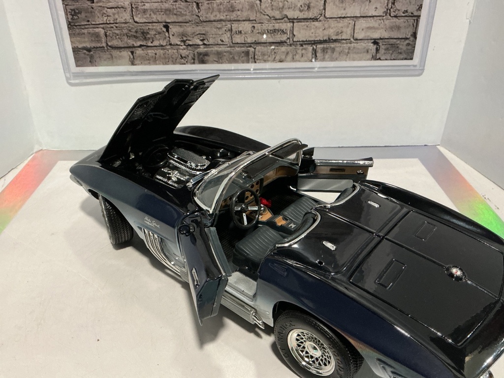 1:18 MOTOR MAX 1965 CHEVY CORVETTE image