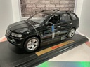 1:18 WELLY BMW X5 {MINOR RASHING DRIVER DOOR} image
