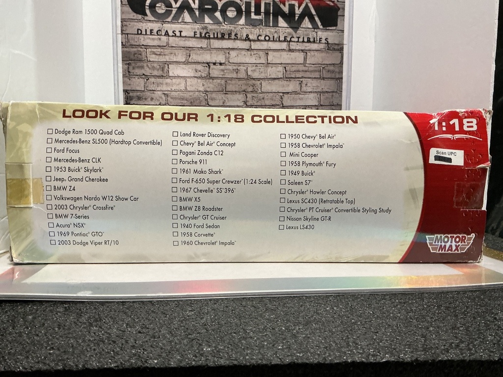 1:18 MOTOR MAX 1949 BUICK RED ON RED { BOX DAMAGED } image