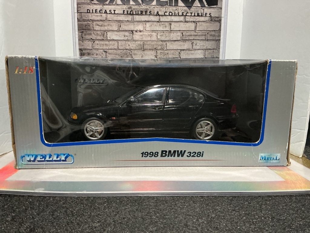 1:18 WELLY BMW 1998 BMW 328I   {BOX DAMAGED & PAINT ISSUES } BLACK  ON GRAY image
