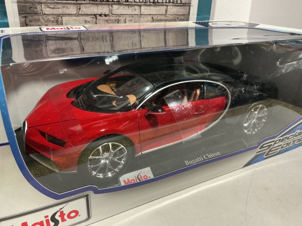 1:18 MAISTO BUGATTI CHIRON image