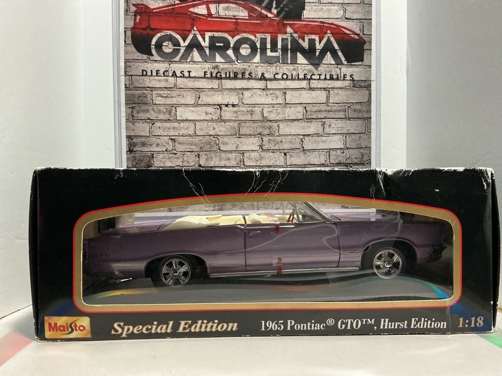1:18 MAISTO 1965 PONTIAC GTO HURST EDITION image