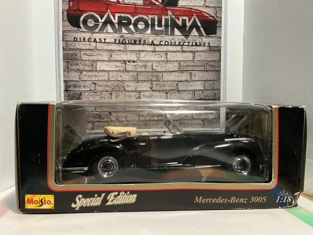 1:18 MAISTO MERCEDES-BENZ 300S (1955) image