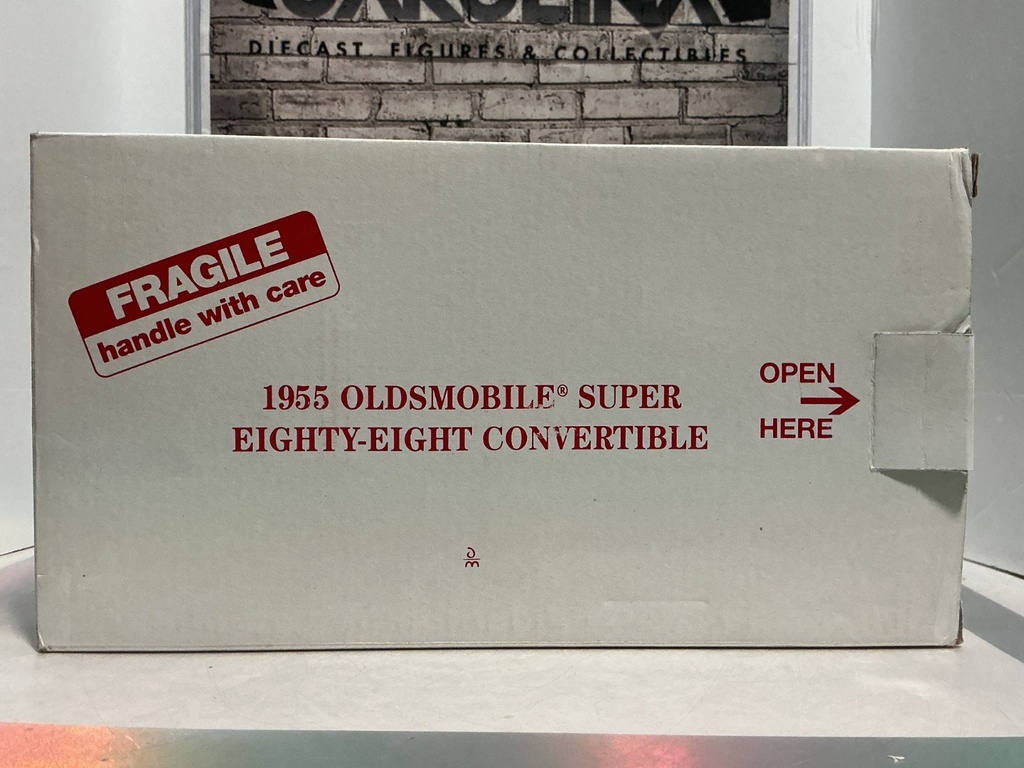 1:24 DANBURY MINT 1955 OLDSMOBILE SUPER EIGHTY-EIGHT CONVERTIBLE image
