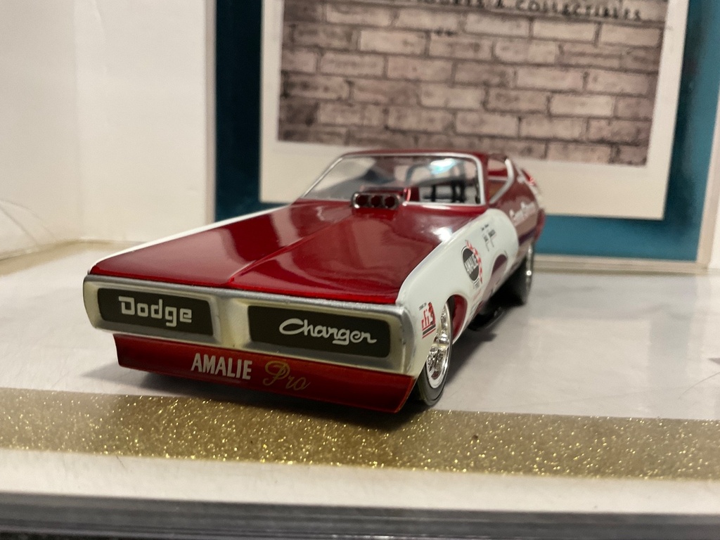 1/24 & 1/64  HOT WHEELS GENE SNOW DODGE CHARGER RAMBUNCTIOUS  { NO BOX} image