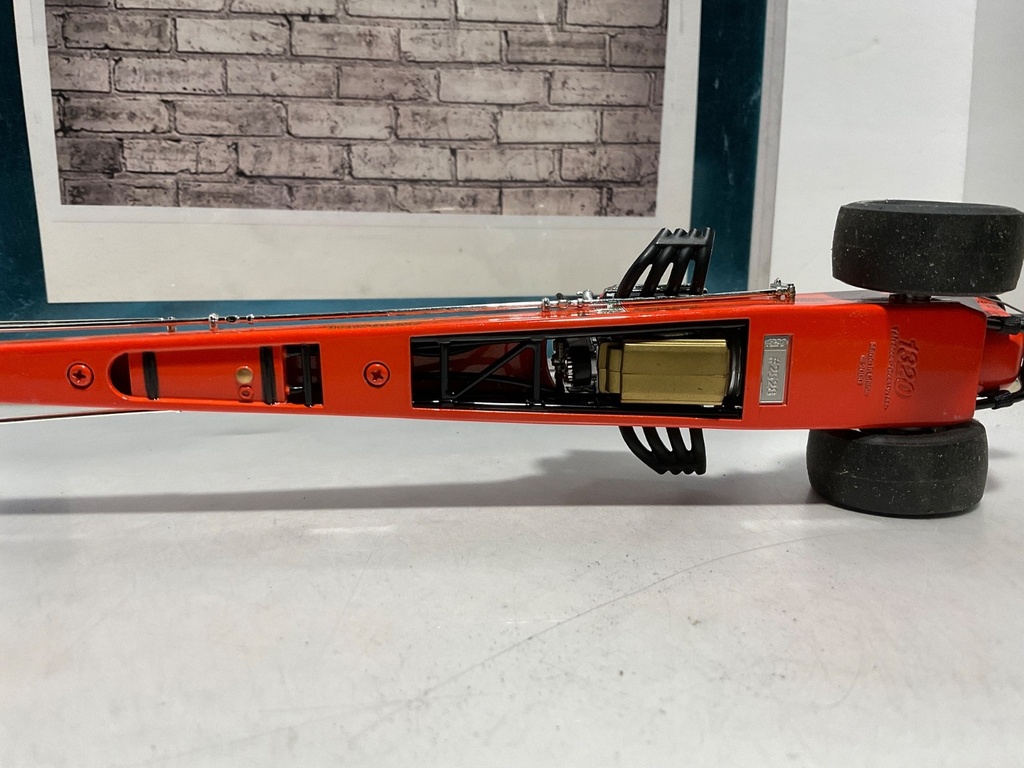 1:24 132 TOMMY IVO  DRAGSTER #2528 {NO BOX} image