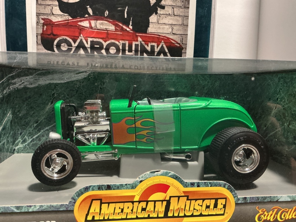 1:18 AMERICAN MUSCLE- ‘32 FORD STREET ROD image