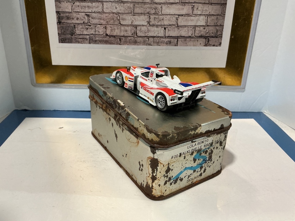1:43 SPARK LOLA B2K/10 #20 TALKLINE LE MANS 2000 image