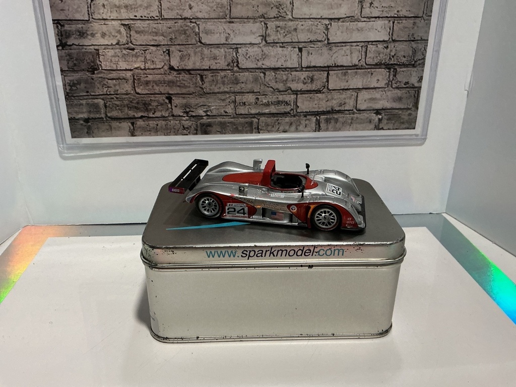 1:43 SPARK REYNARD 2KQ #24 LE MANS 2000 image