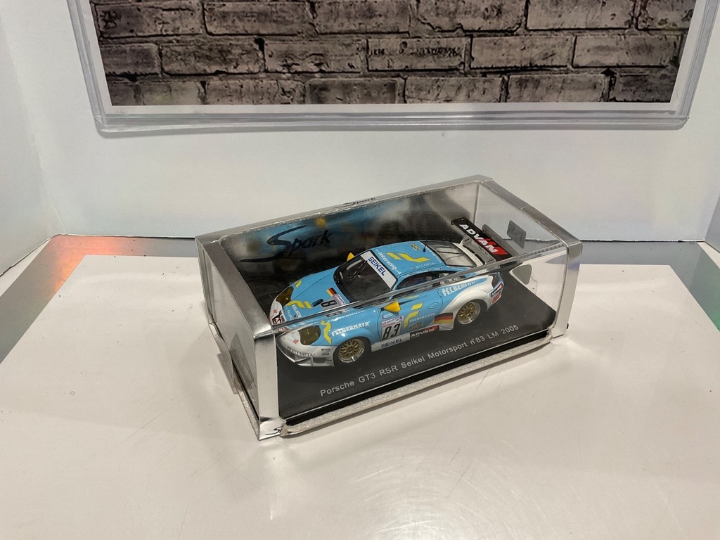 1:43 SPARK PORSCHE GT3 RSR SEIKEL MOTORSPORT N83 LM 2005 image