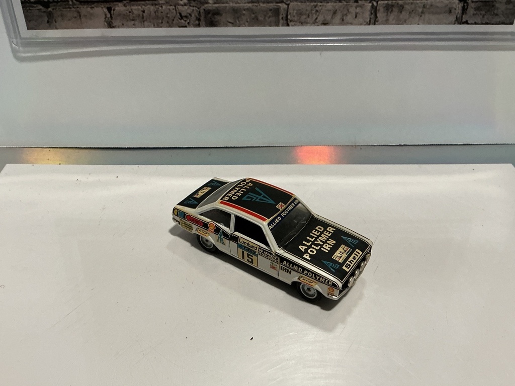 1:43 SOLIDO MADE IN FRANCE FORD ESCORT L image