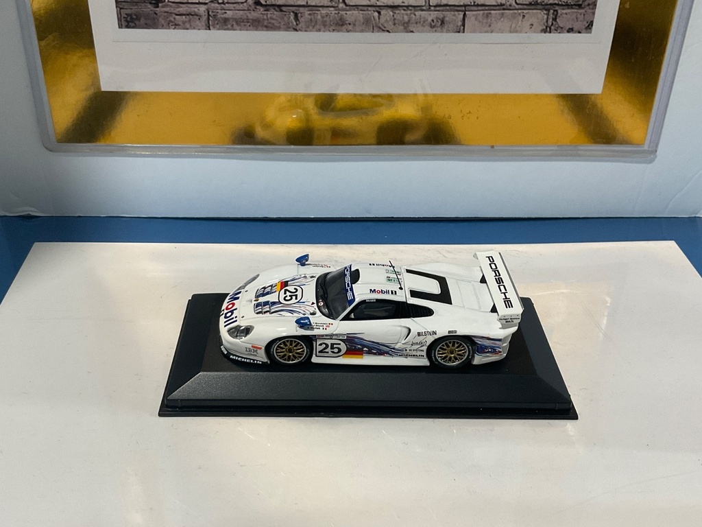 1:43 MINICHAMPS RALLYCAR Porsche Mobil #25 image