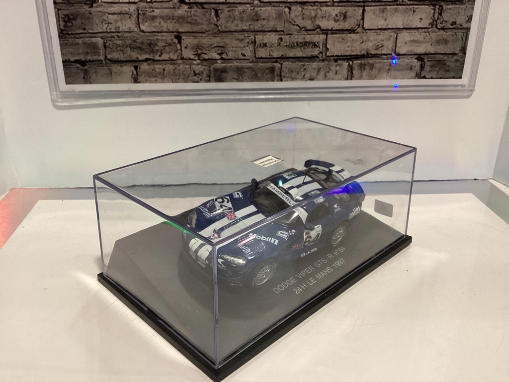 1:43 UNIVERSAL HOBBIES DODGE GTS-R N64 24H LE MANS 1997 #64 image