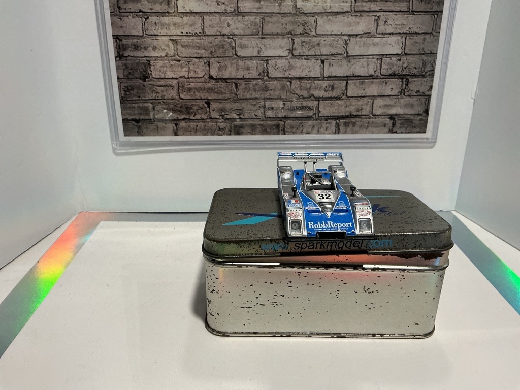 1:43 SPARK R & S RILEY & SCOTT MKIII #32 LE MANS 99 image
