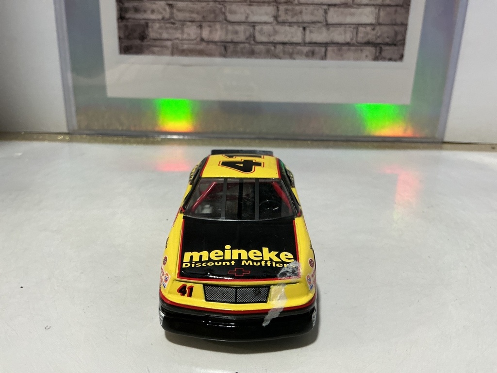 1:43 Quartzo Chevrolet Lumina #41 image