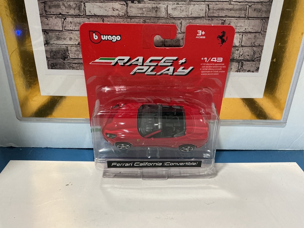BURAGO 1:43 FERRARI CALIFORNIA CONVERTIBLE image