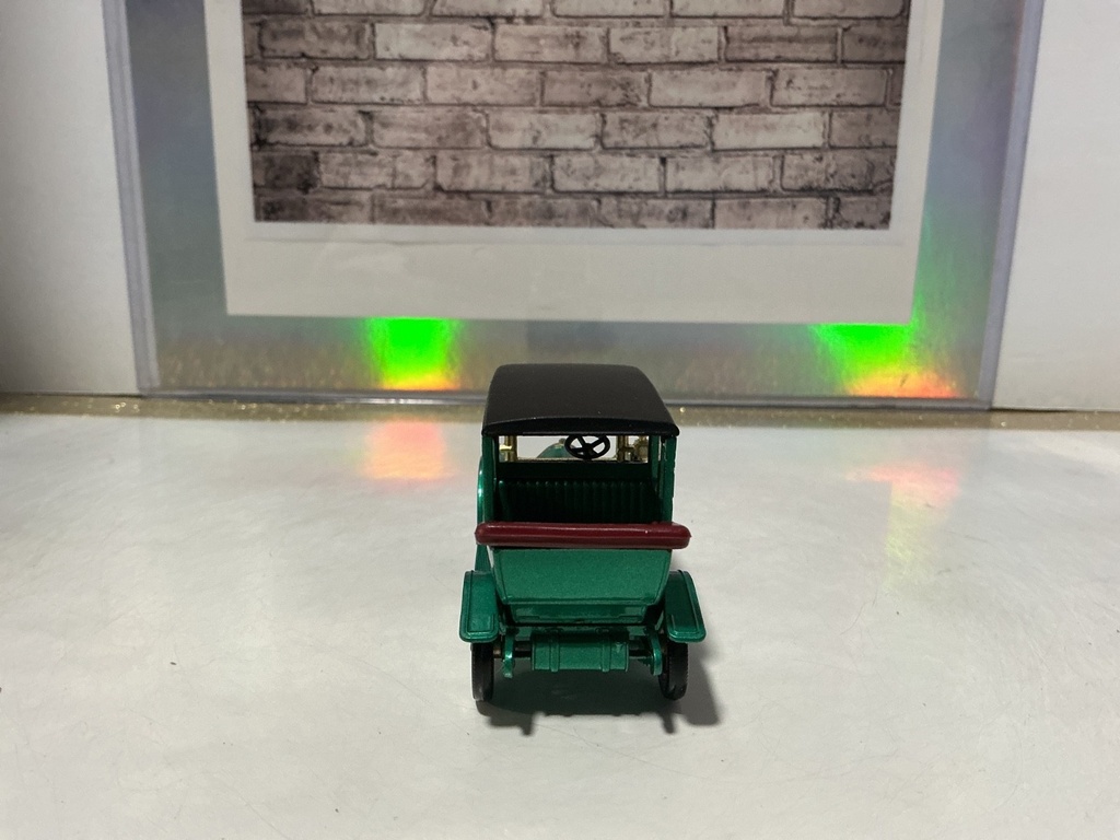 1:43 Models of Yesteryear Made in England 1910 Benz Limousine Y-3 image