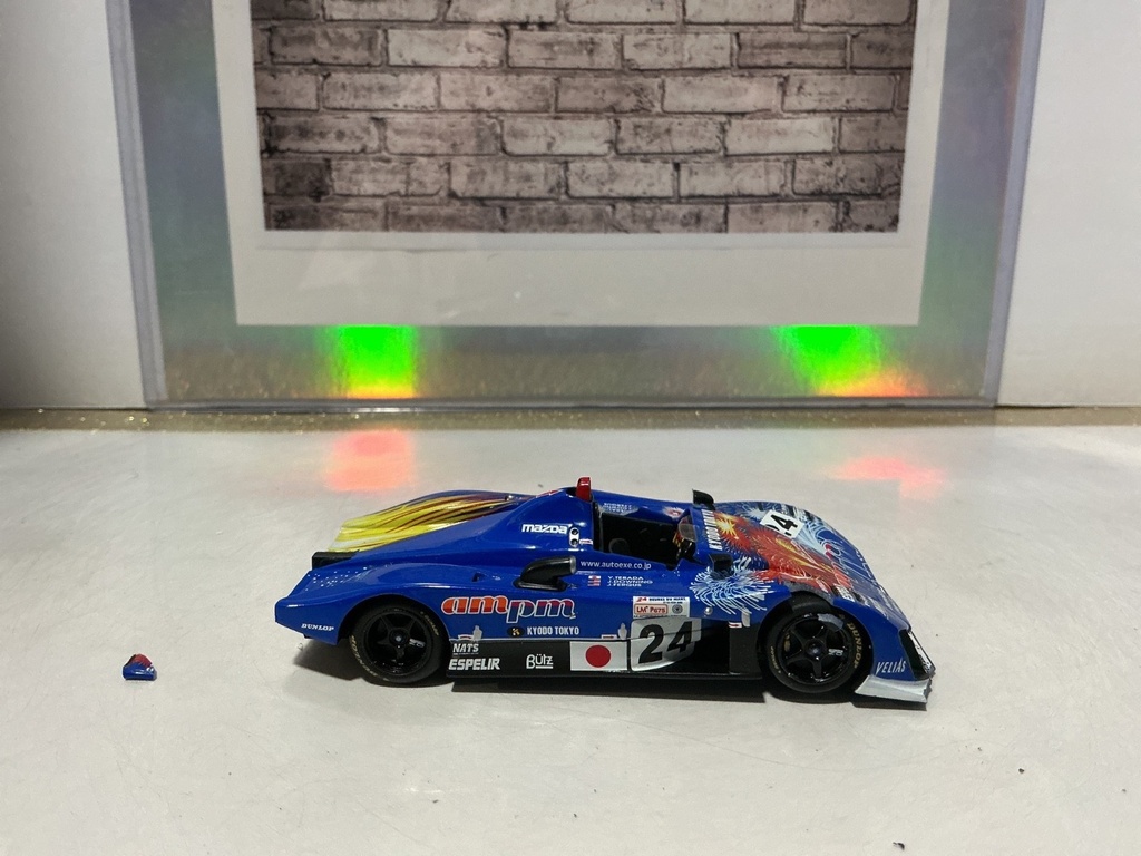 1:43 Spark Ampm Dunlop #24 *BROKEN image