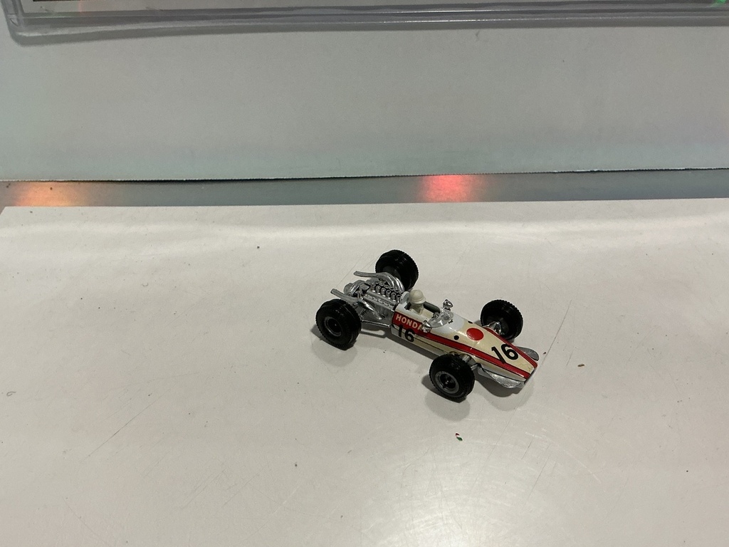CHAMPION 1:43 MADE IN FRANCE HONDA F1 RA 301 image