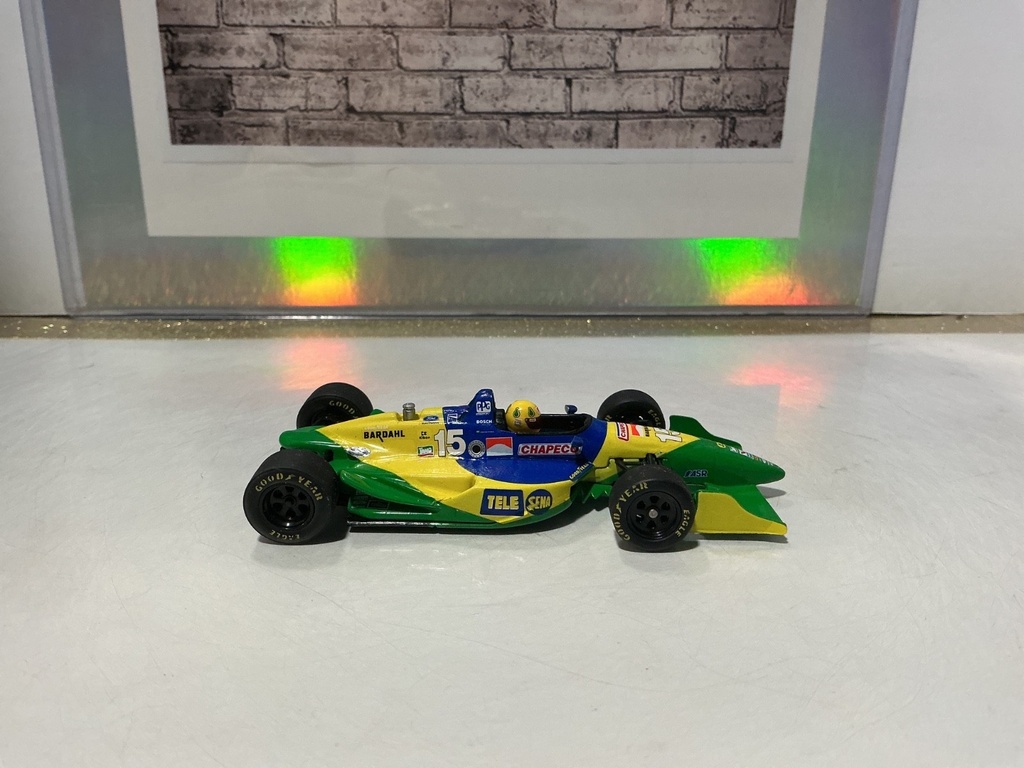 1:43 Minichamps Reynard Indycar image