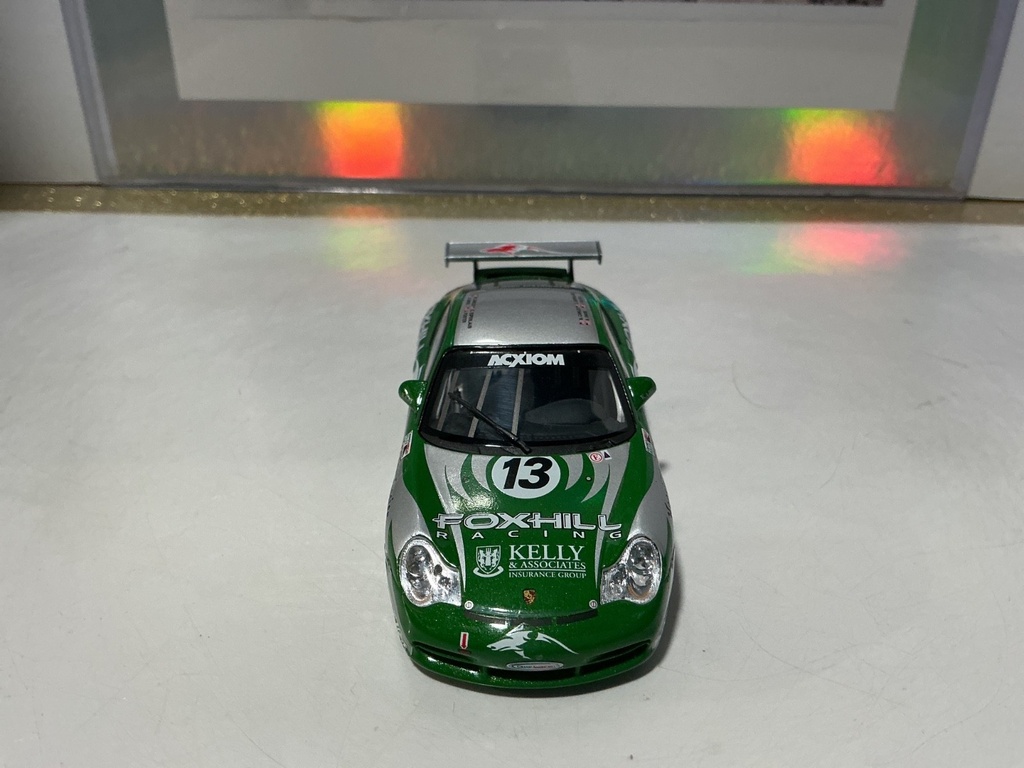 1:43 Minichamps Porsche 911 GT3 Foxhill #13 image